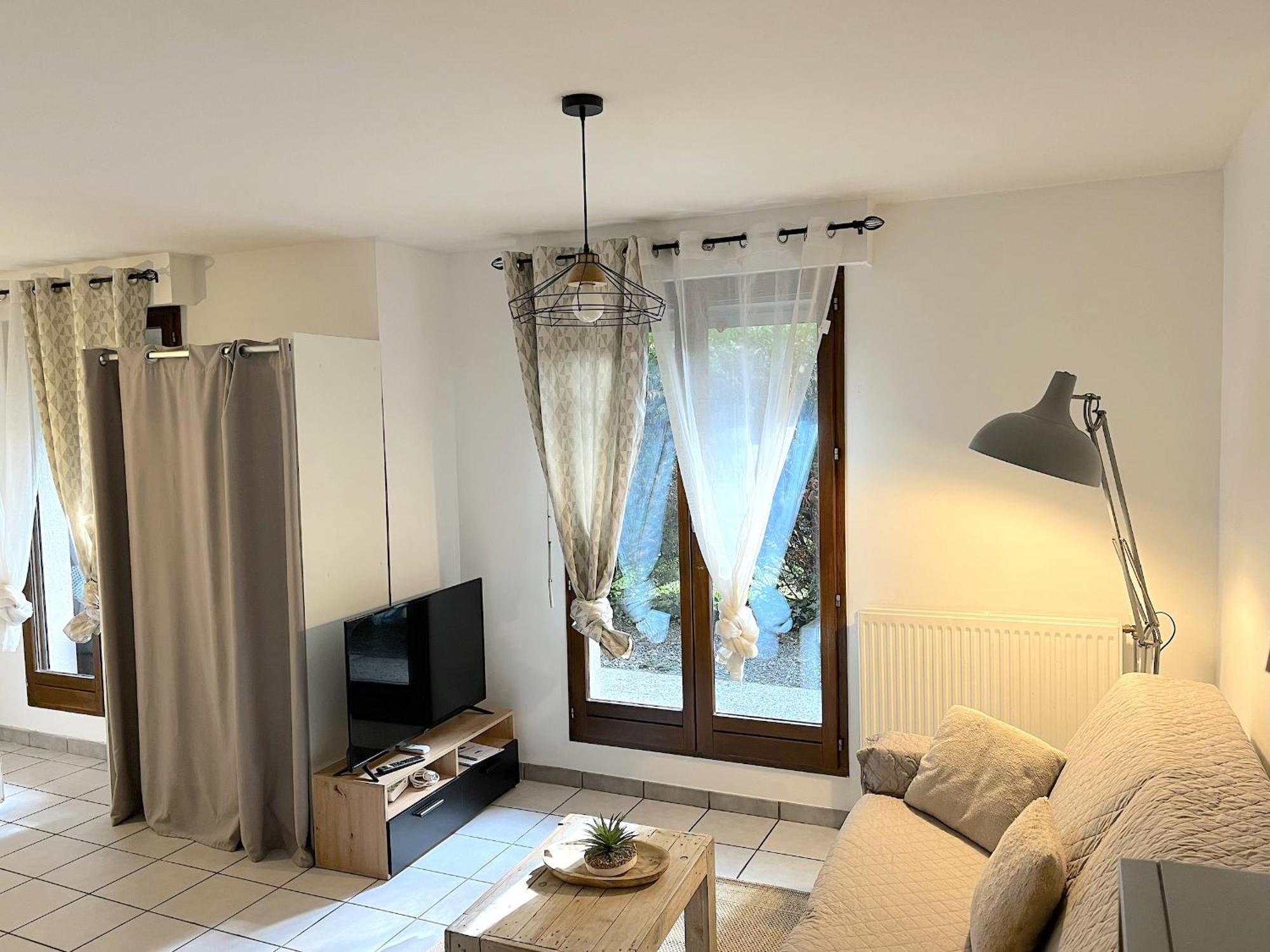 Ferienwohnung Joli Studio Avec Jardin Annecy Exterior foto