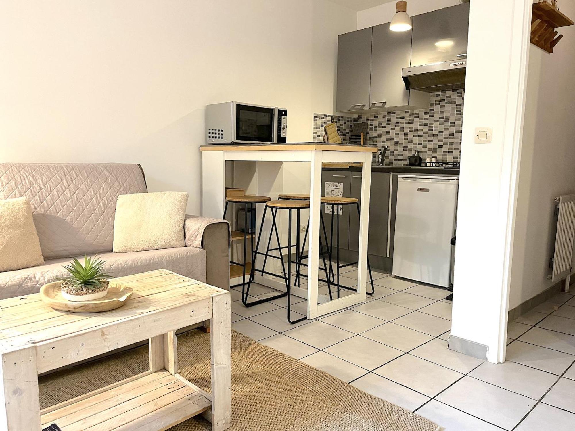 Ferienwohnung Joli Studio Avec Jardin Annecy Exterior foto
